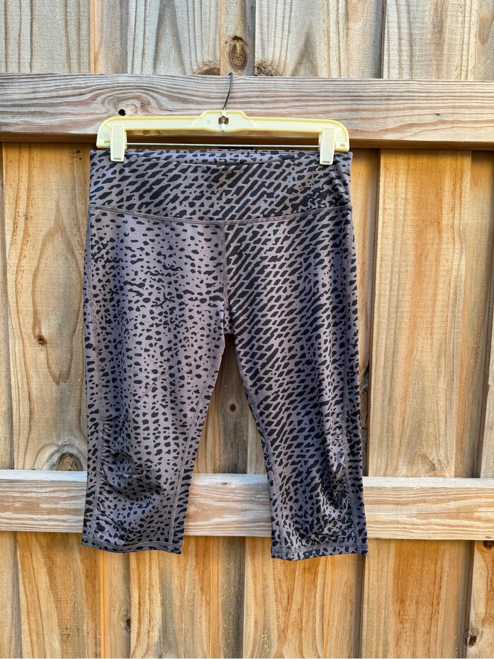 Calvin Klein Brown Animal Print Capri Leggings